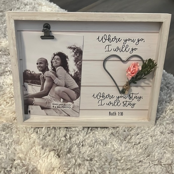 4x6 picture frame - Picture 2 of 2